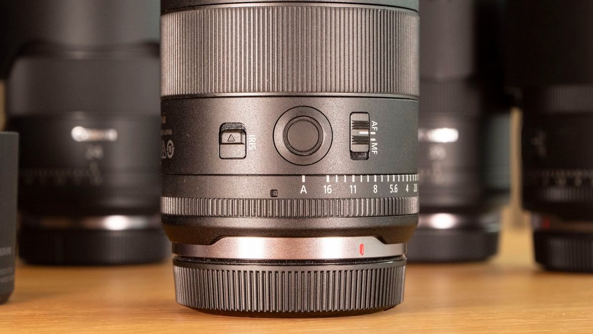 دوربین و لنز کانن rf 85mm F1.4
